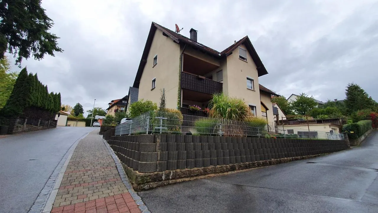 Zweite Heimat Bamberg - Ruhig Gelegen Mit Balkon Und Guter Anbindung Apartment Stegaurach